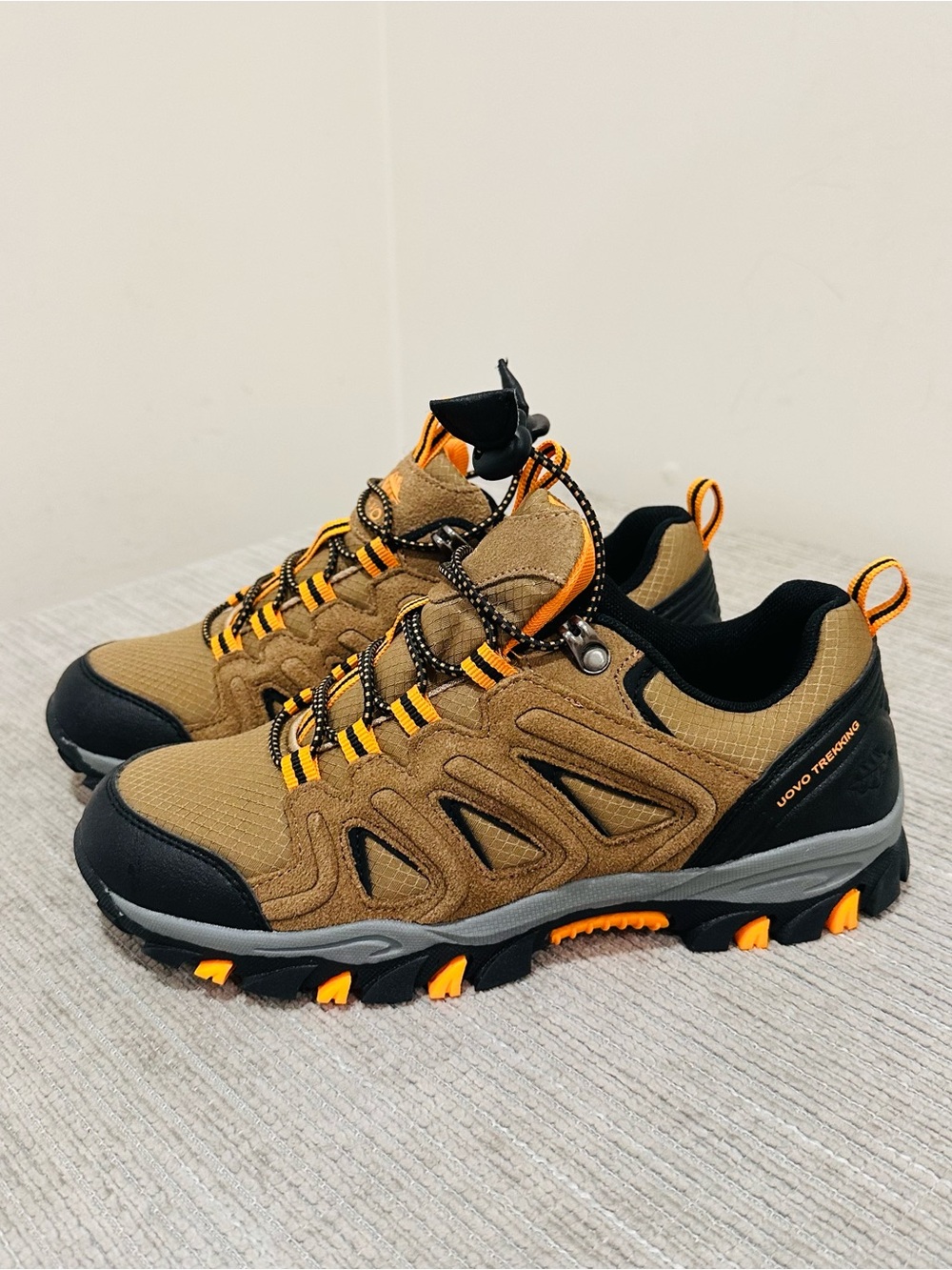 UOVO Trekking Boys Hiking Shoes Sneakers Size US 6 Big Kid (EU 38 / 240mm) NWT